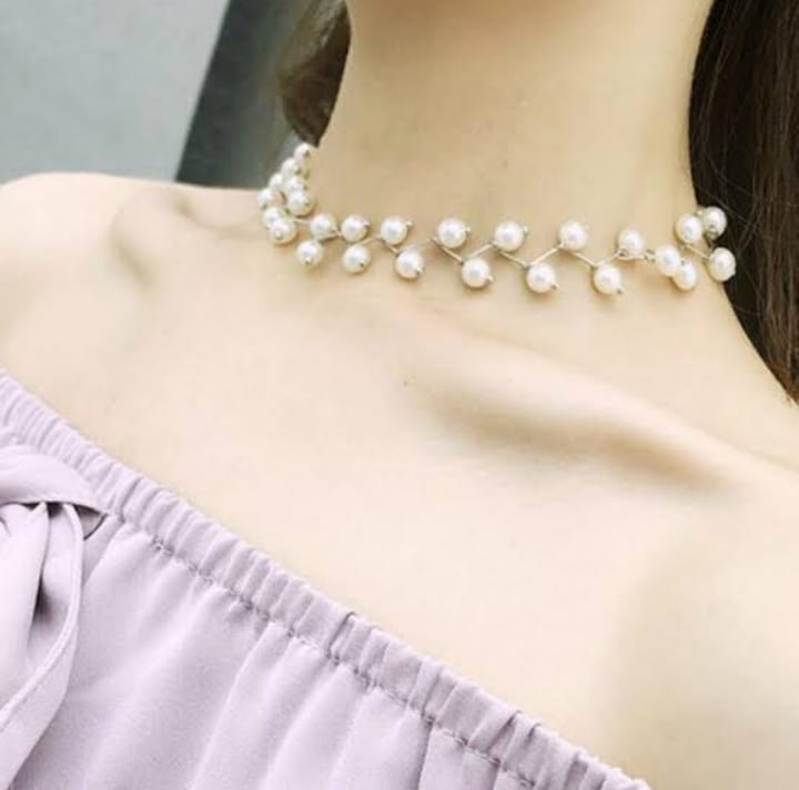 Zig Zag White Choker With Earrings Rs 213