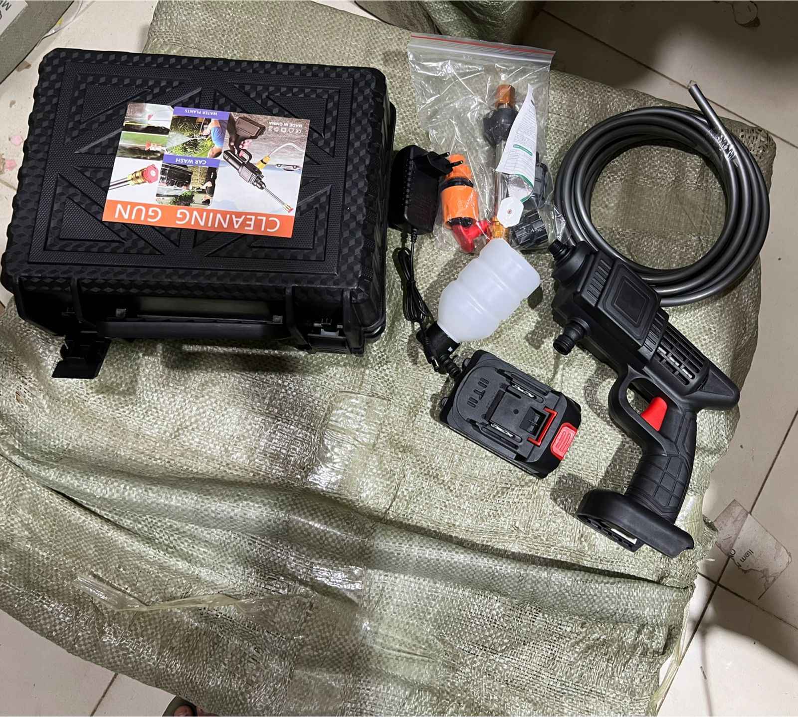 Automatic Cordless Car Wash Spray Gun | 48V High Pressure Lithium Battery | Wireless Foam Jet Washer (Double Battery)