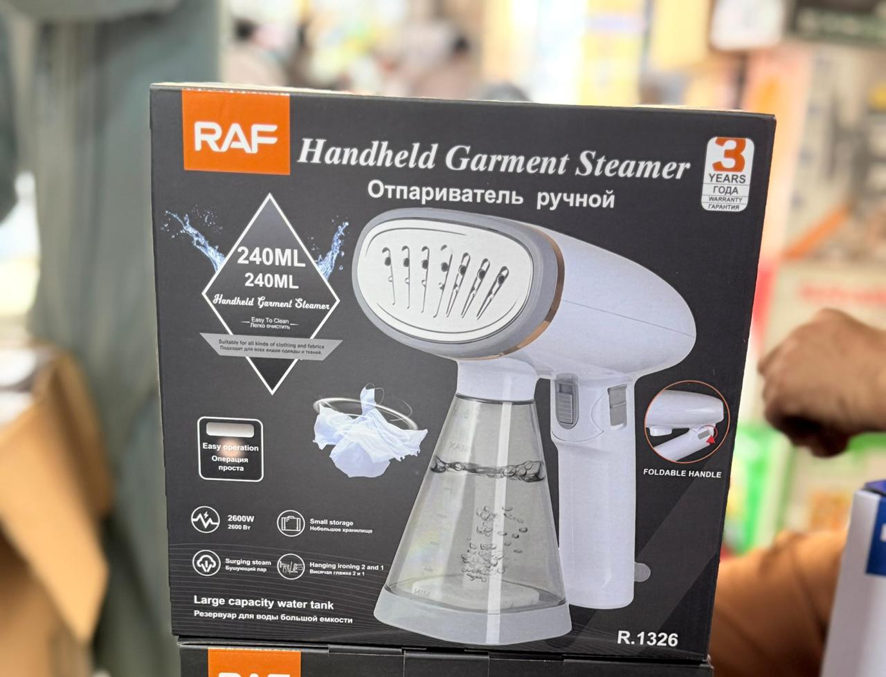 RAF Handheld Garment Steamer Iron 240ML Foldable Portable Steam Iron for Clothes R.1326